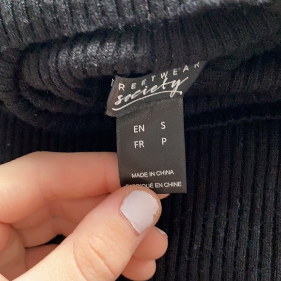 black turtle neck - Picture 2 of 2